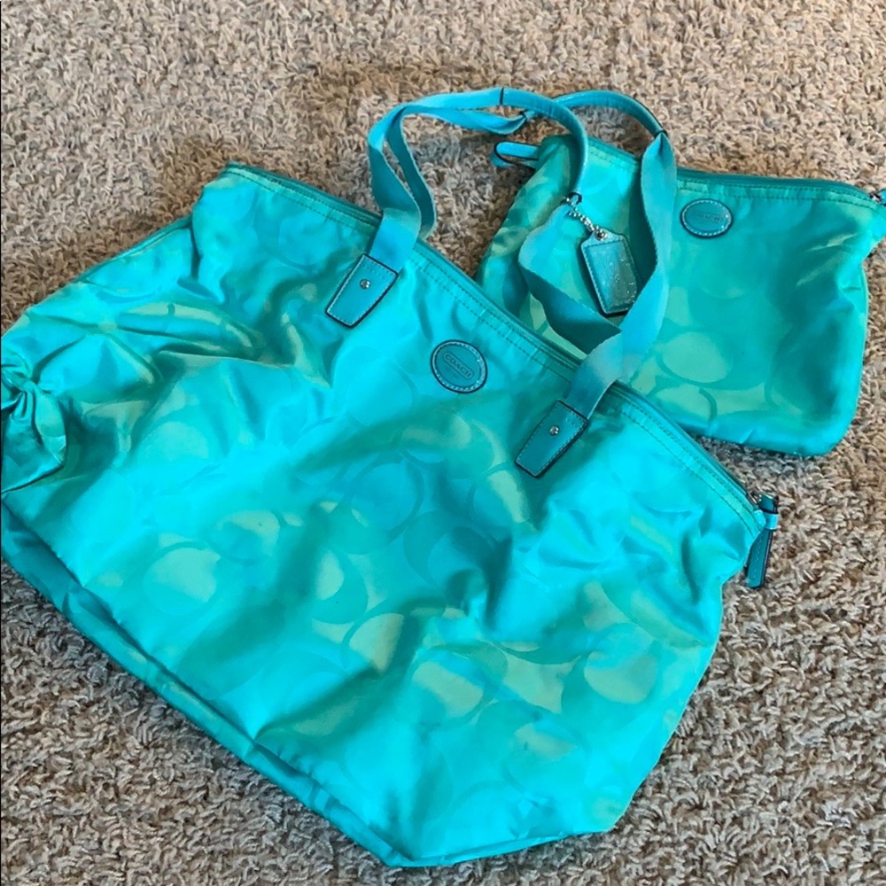 **Coach packable tote bag**Bright teal green color